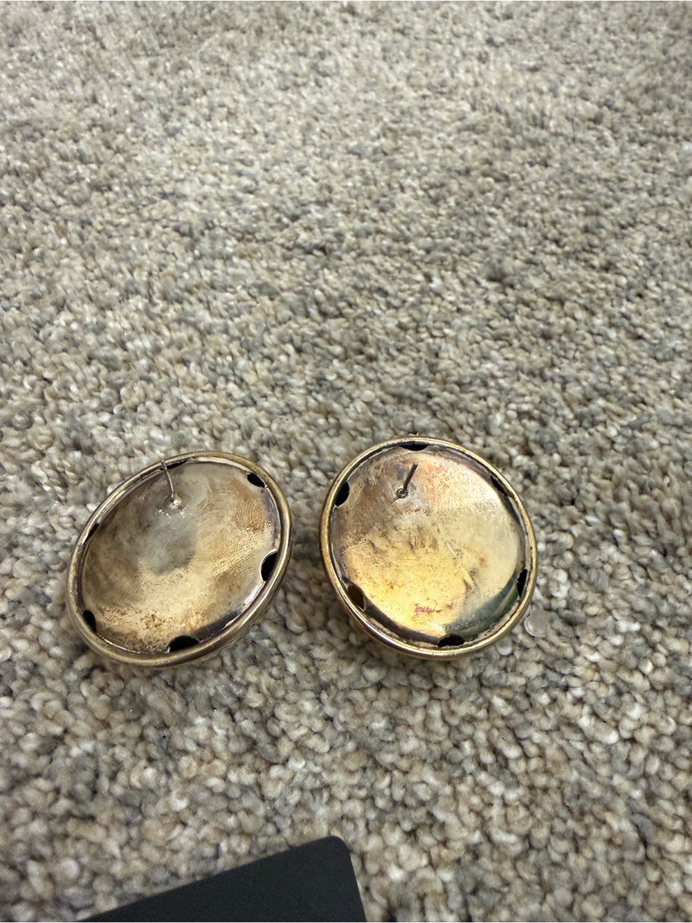 Gold Tone Dome Statement Earrings Women’s Jewelry - Picture 7 of 8
